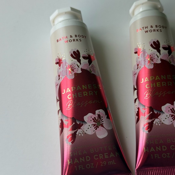 Bath & Body Works Cherry Blossom Hand Cream Trio - Picture 2 of 3